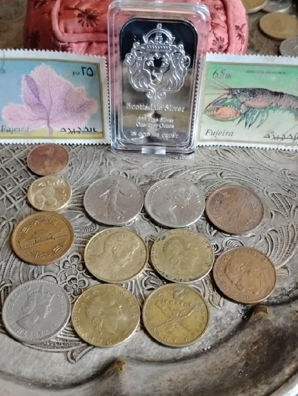 Scottish Silver Lion 1 oz Silver Plate Bar with Mixed World Coins